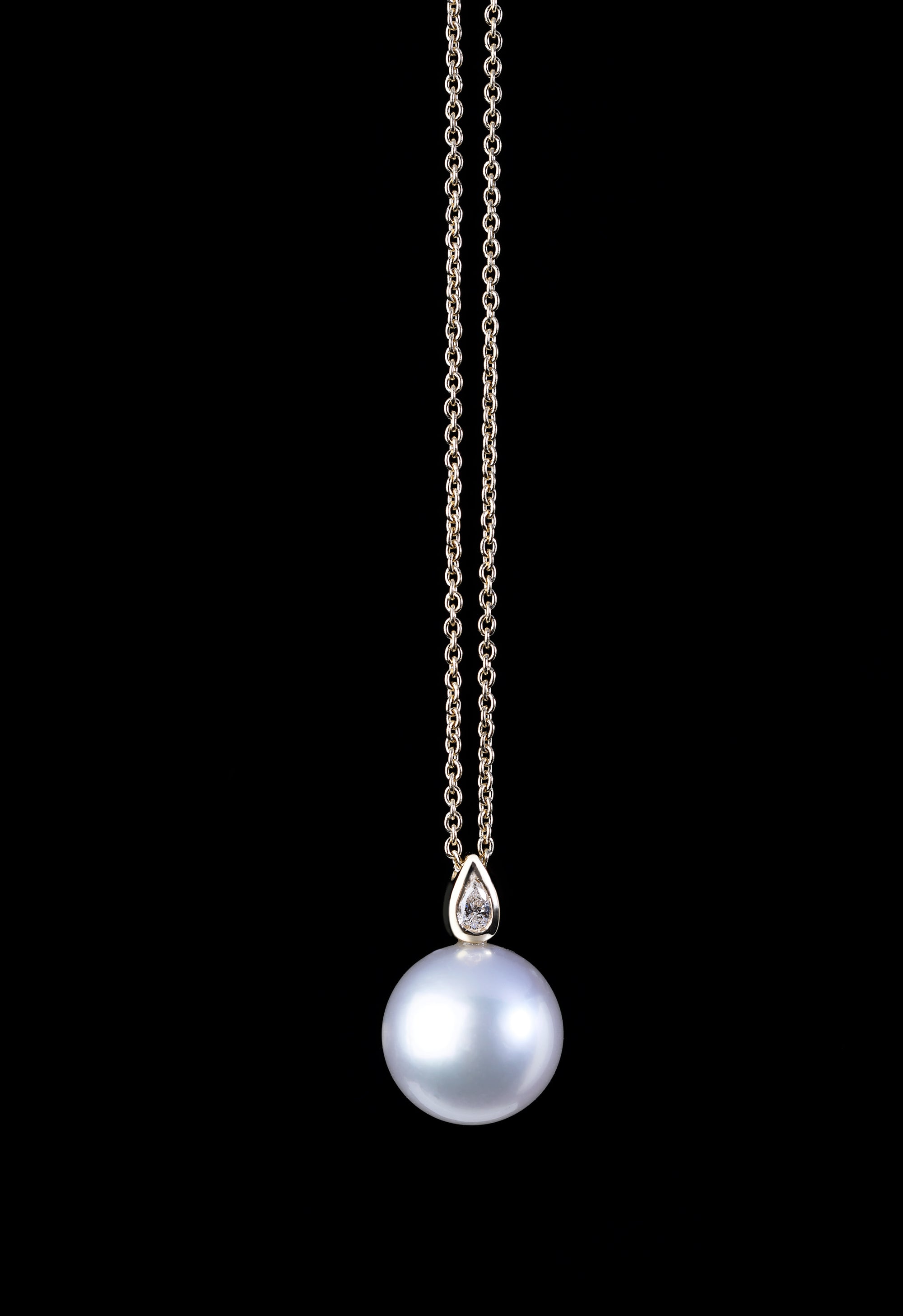 South Sea Pearl and Diamond pendent